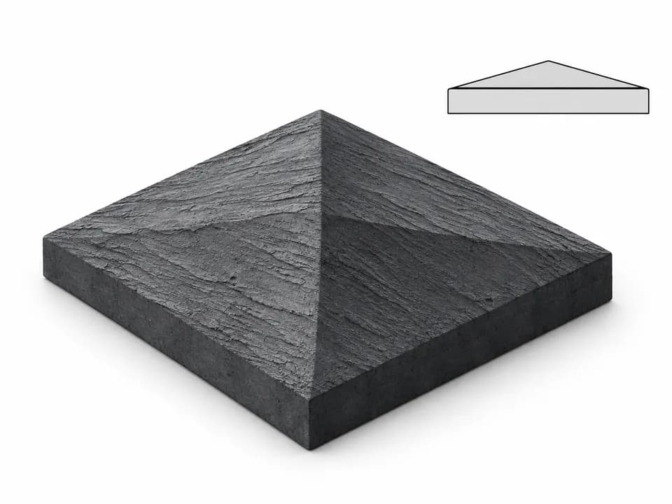 Pyramidenförmige Abdeckung für einen Betonpfosten mit strukturierter Oberfläche; daneben eine Skizze der Seitenansicht.